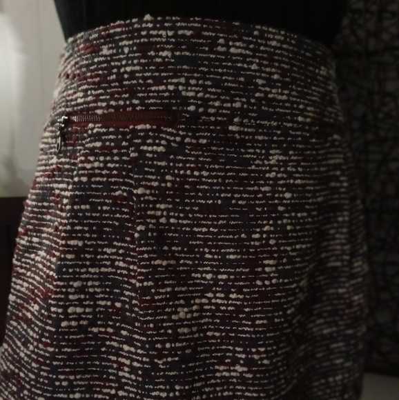 LOFT Dresses & Skirts - Loft Skirt with Pockets